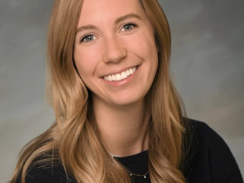 Hannah Walters headshot